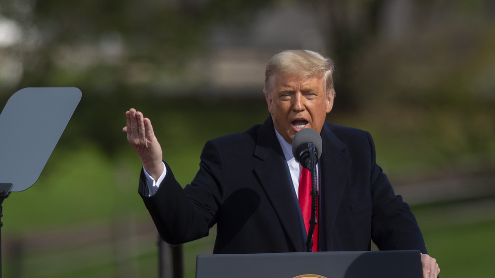 Trump giving speech
