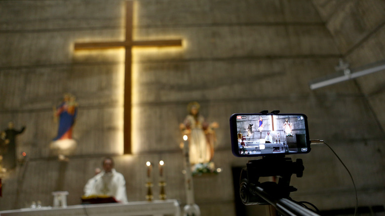 Easter Mass filmed in Montenegro