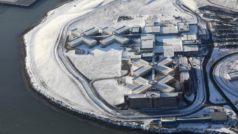 Rikers Island aerial view