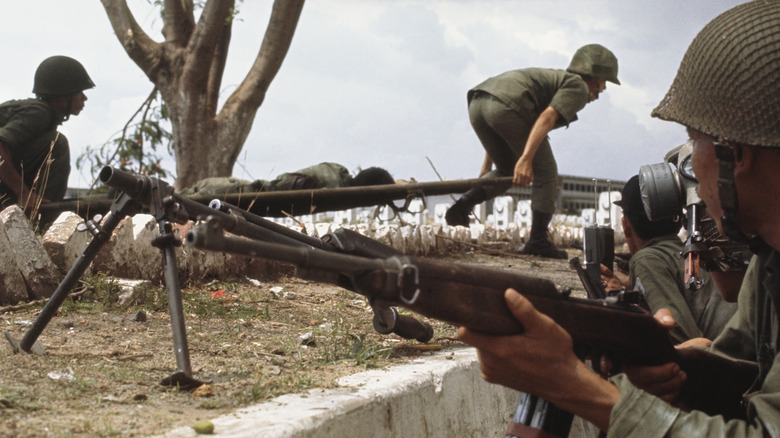 Vietnamese soldiers