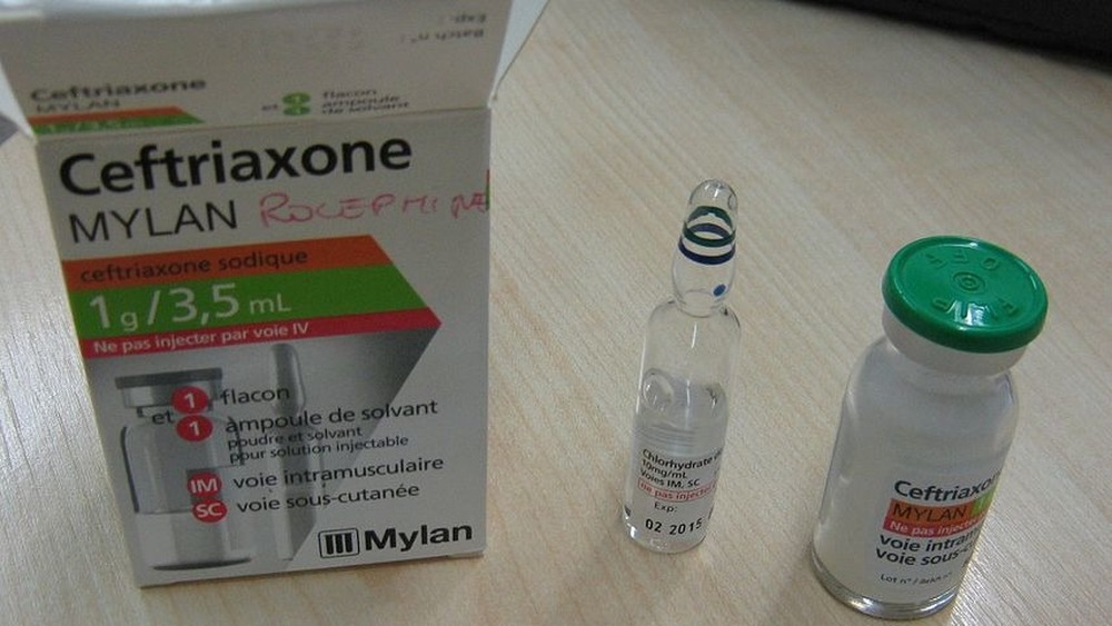 Package of ceftriaxone on table