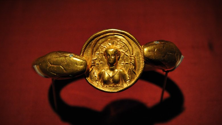 Pompeii, gold bracelet 