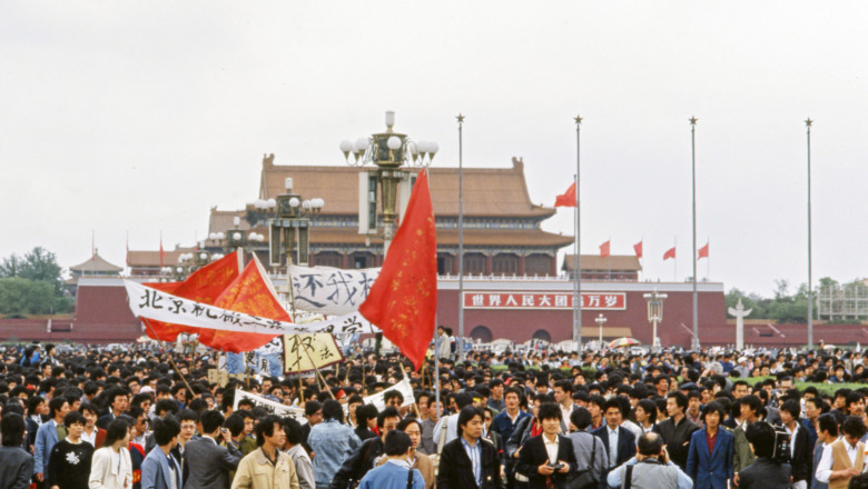 Students' protests at Tiananmen Square 