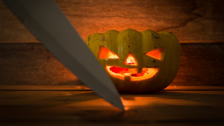 pumpkin, knife