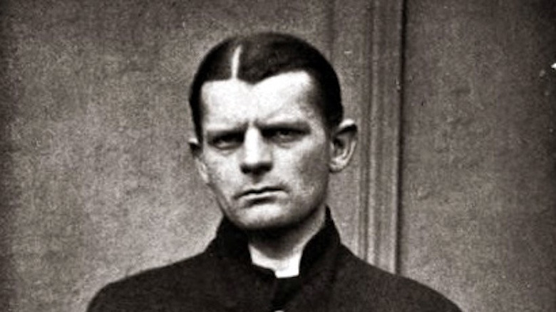 Carl Hans Lody scowling