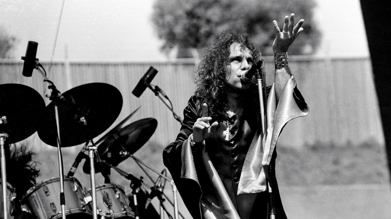 Dio singing live