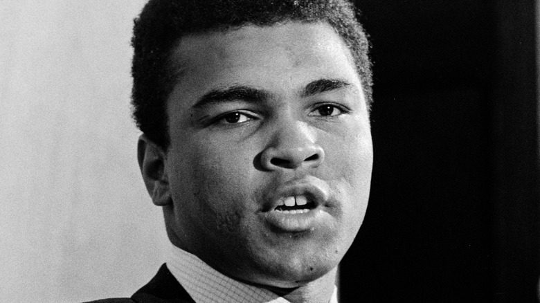 Muhammad Ali speaks at event