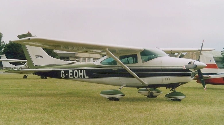 A Cessna 182, like Frederick Valentich's 