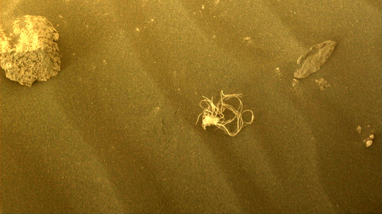 strange string on mars