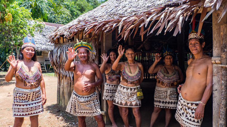 Группа коренных народов в регионе Амазонки