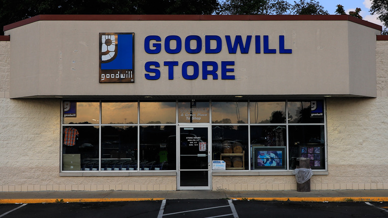 Goodwill Store sign