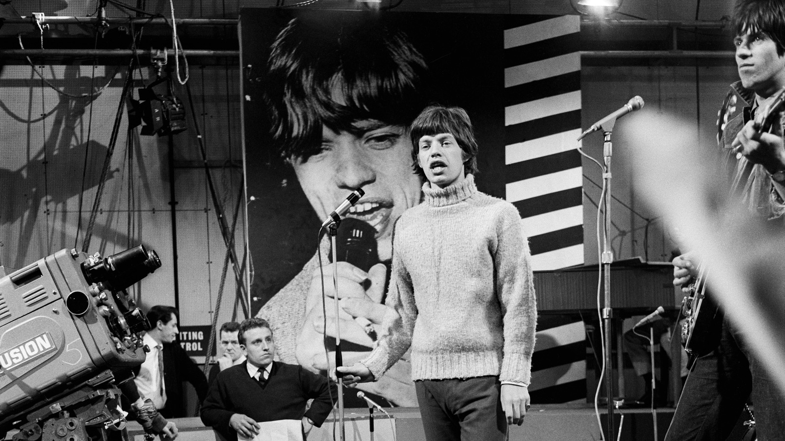 The No. 1 Song On July 8, 1965 Sounds So Much Cooler Today
