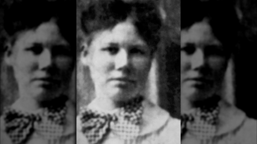 Janie Sharp wearing bowtie 