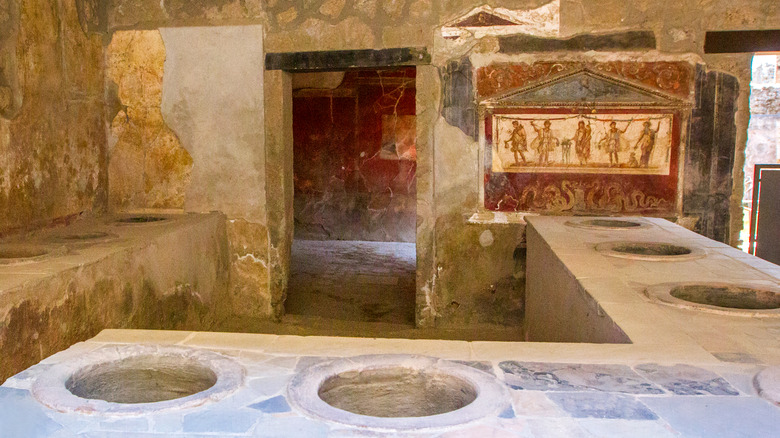 pompeii street food stand excavation
