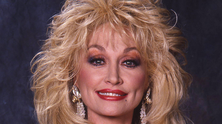 Dolly Parton in 1988