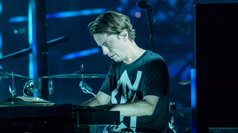 Orri Páll Dýrasonin sat playing drums on stage