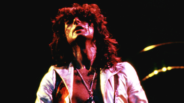 Jimmy Page performing live