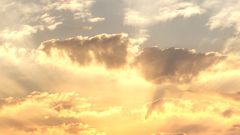 silver lining of a cloud