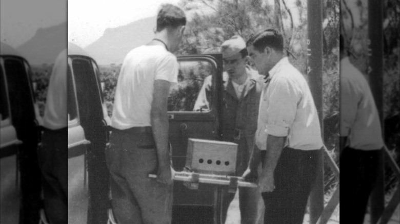 nuclear physicist Harry Daghlian on right