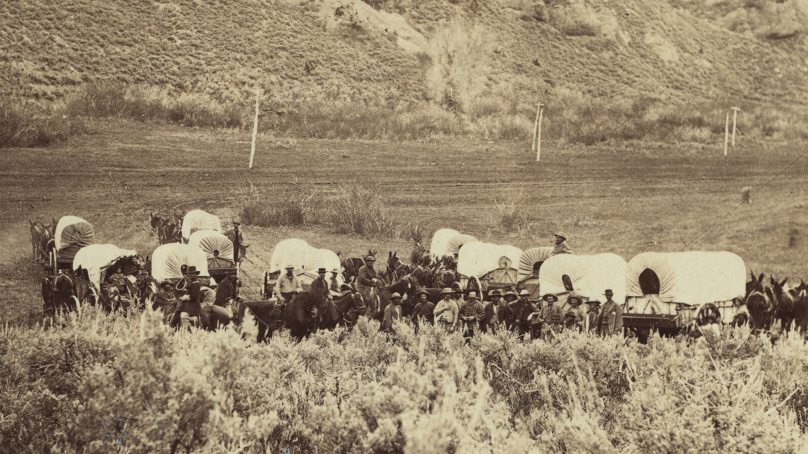 The Real Reason People Rarely Rode In Wagons On The Oregon Trail