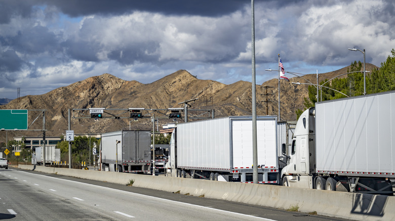Highway trucks queueing to get weighed