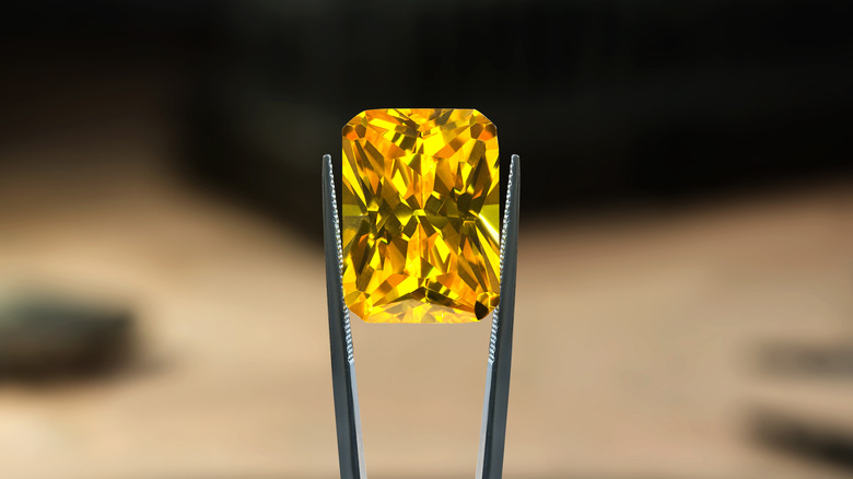 Yellow diamond