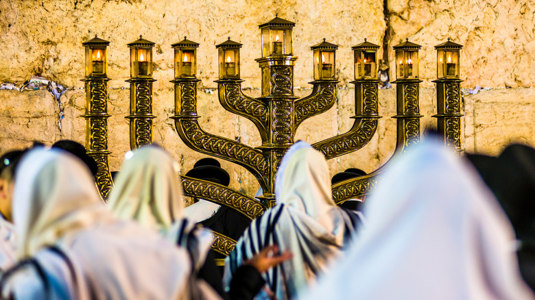 Second Temple Menorah reproduction