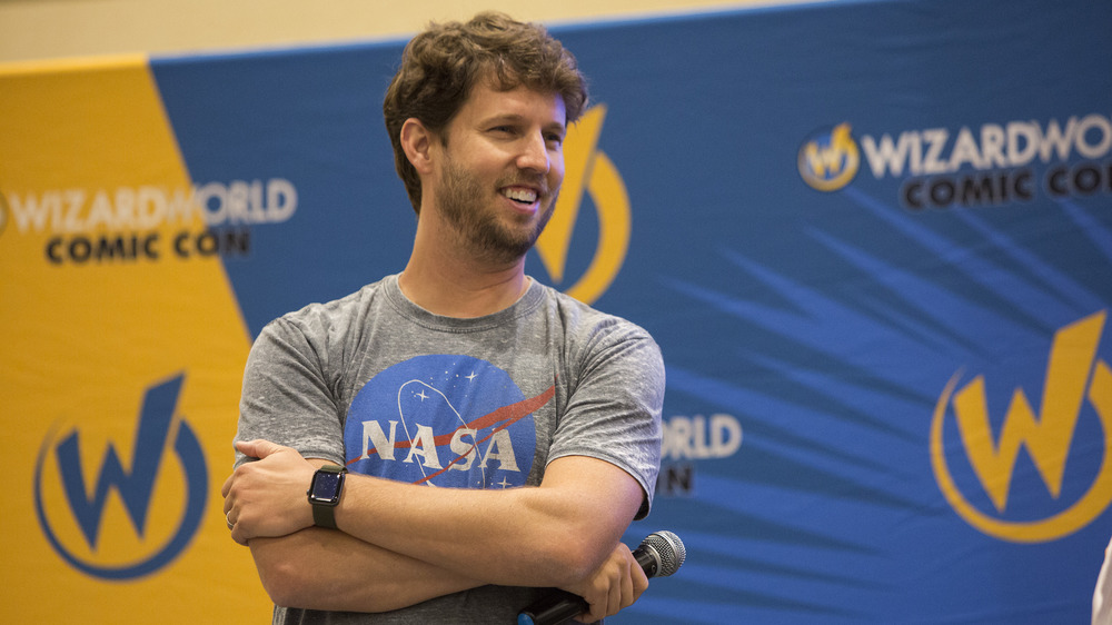 Heder speaks at the 2018 Chicago Comic-Con