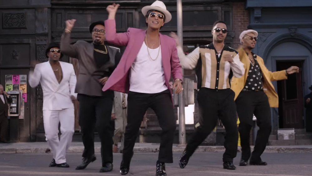 Uptown Funk video