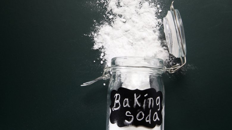 Baking Soda, Baking Powder, Doomsday Prepper