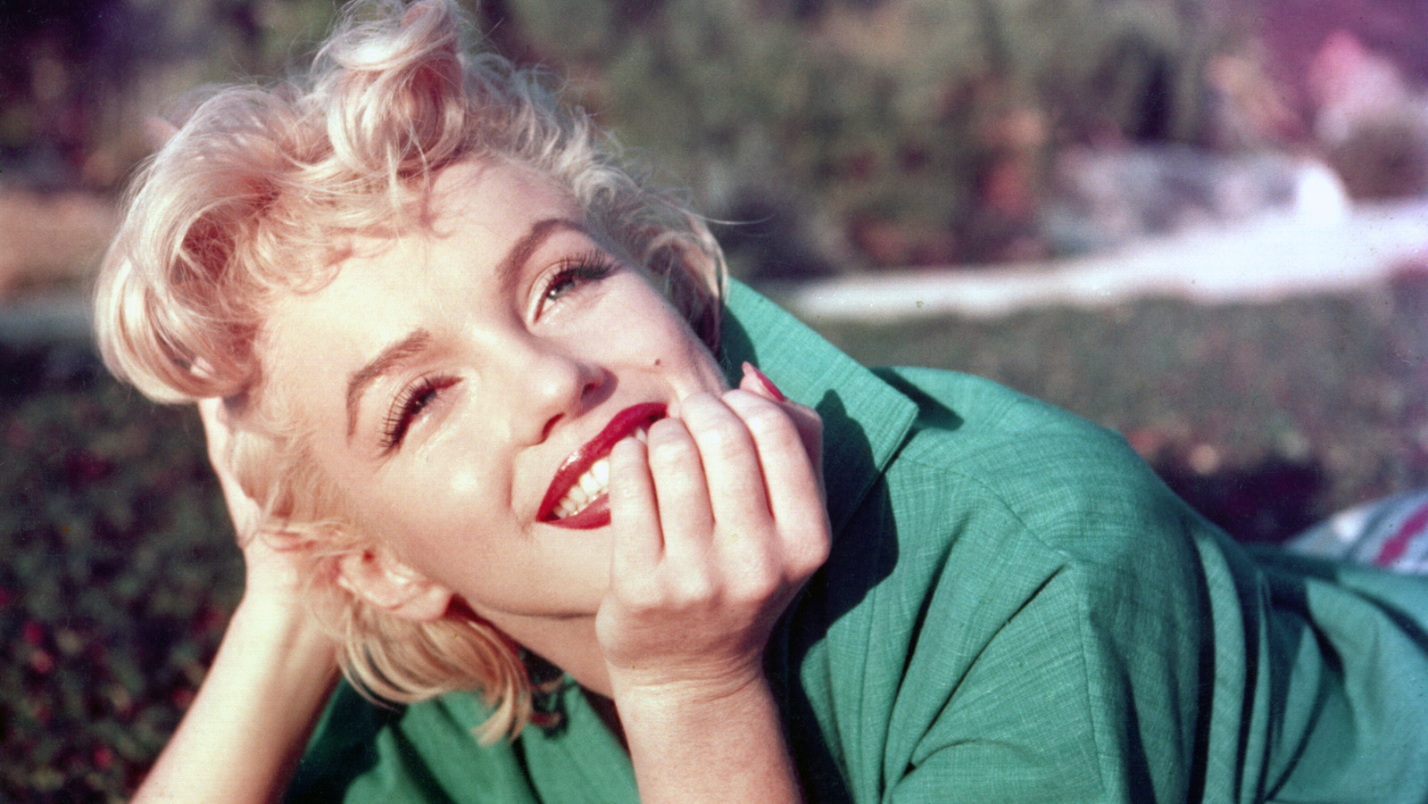 New data show how closely FBI monitored Marilyn Monroe - CBS News