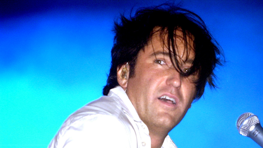 Trent Reznor performs in 2005