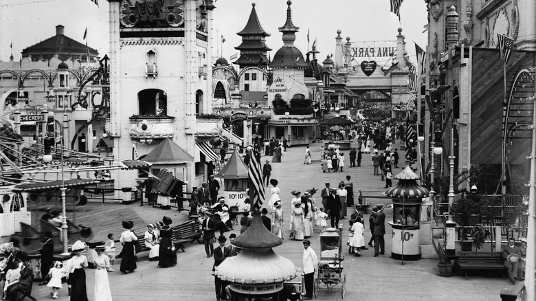 Coney Island 1900 