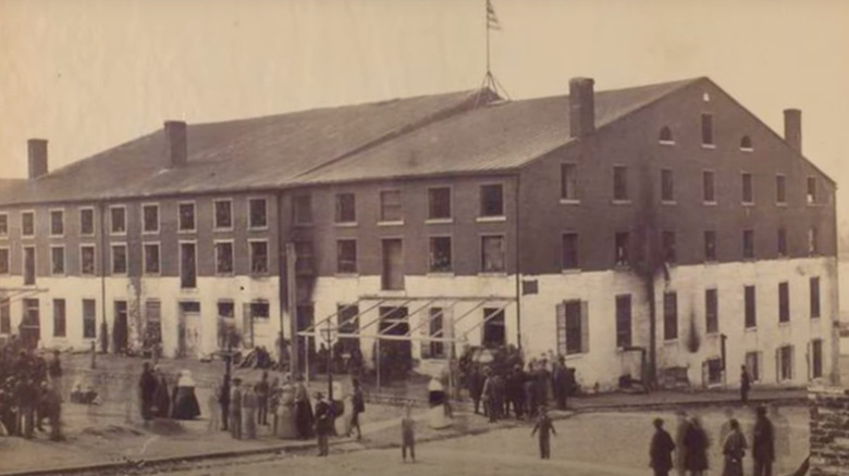 the libby prison