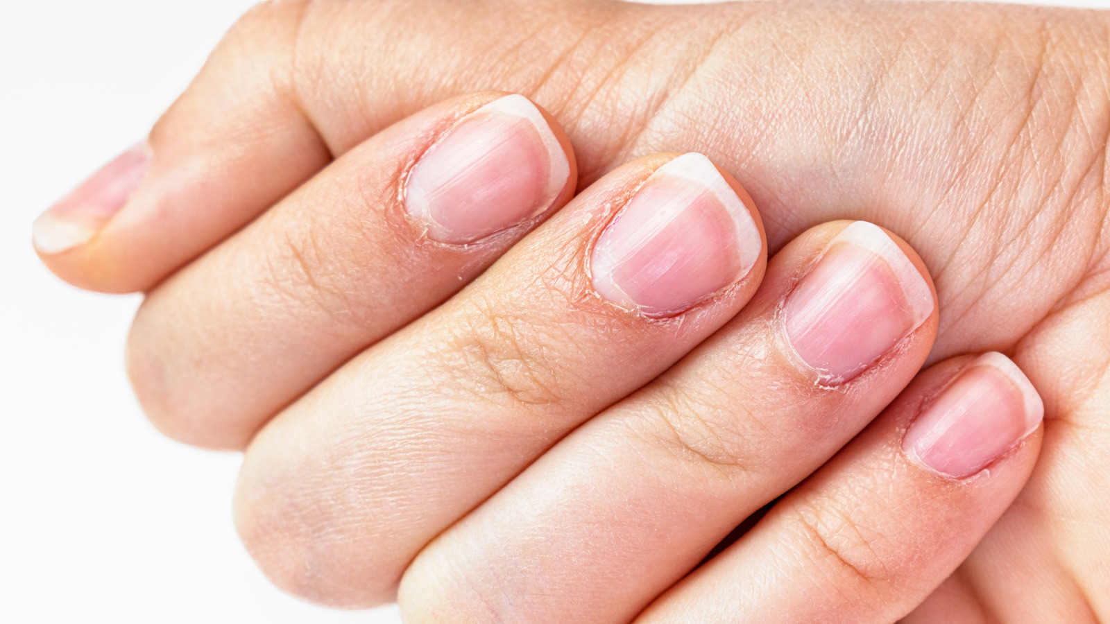 How To Get Longer And Stronger Nails Using BIAB - The Boutik