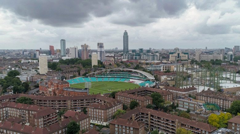oval cricket ground