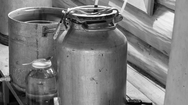 moonshine still alcohol