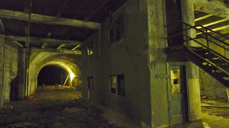 Los Angeles underground tunnel