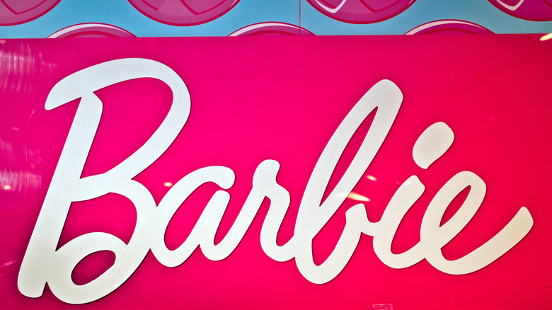 Sign for Barbie dolls 
