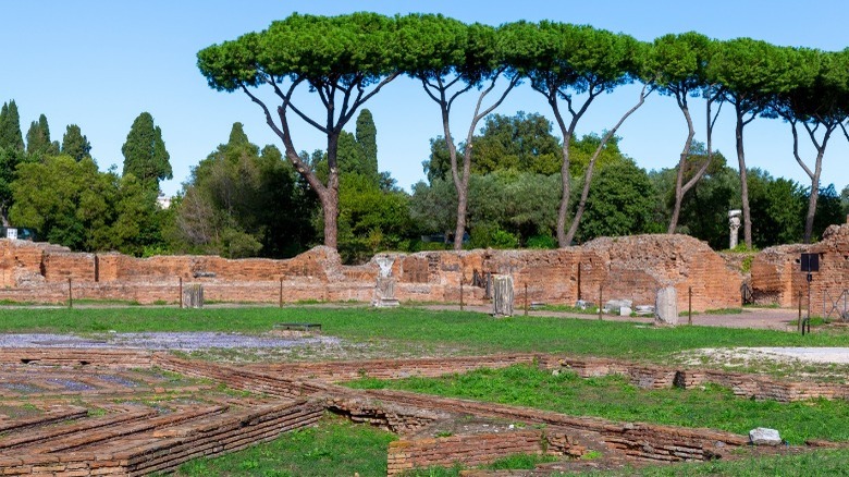Palatine Hill ruins and monuments