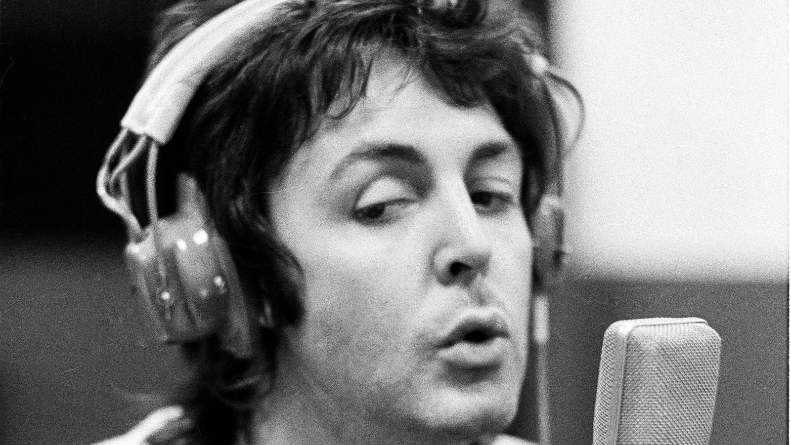 The Song Paul McCartney Wrote On The Spot After Being Challenged By