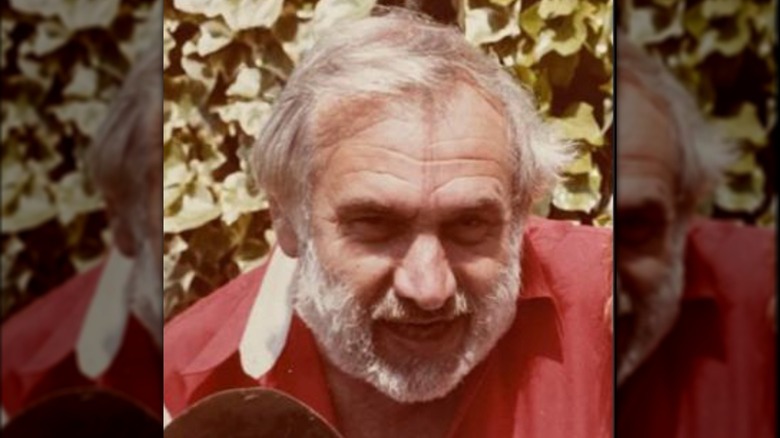 Guy Muldavinin red shirt