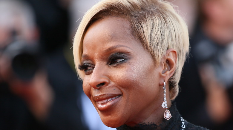 Mary J. Blige smiles