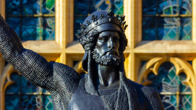 Richard I statue outside parliament