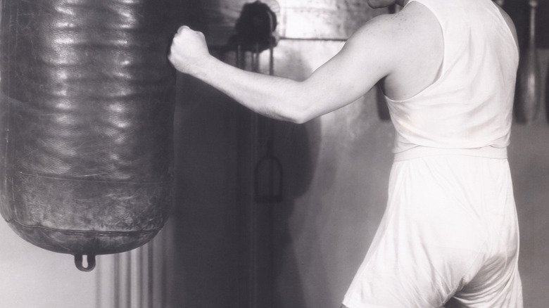 Тренировки боксеров в 1930-е годы