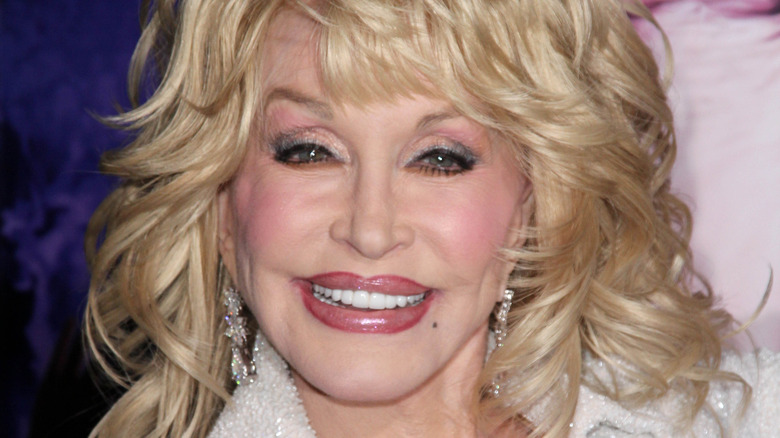 Dolly Parton smiling