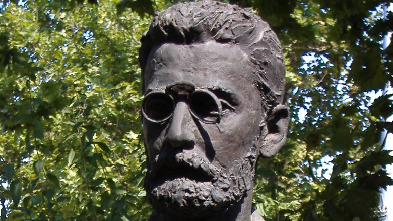 Statue of Joseph Pulitzer