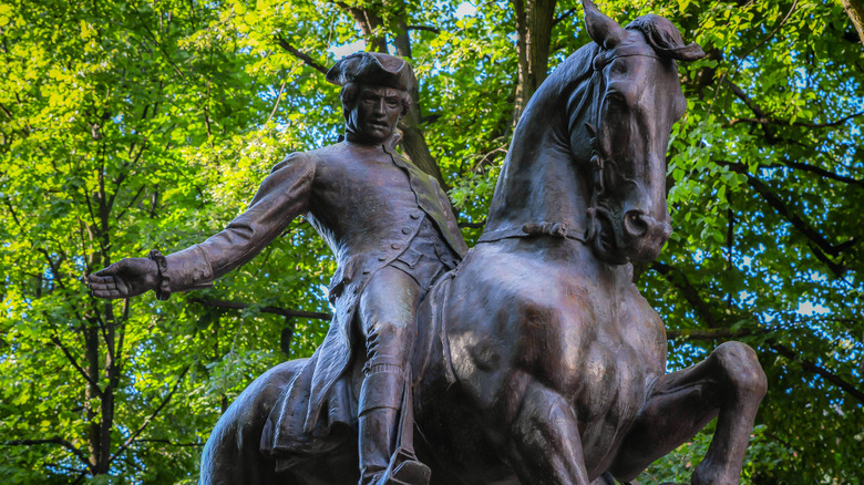 Statue of Paul Revere