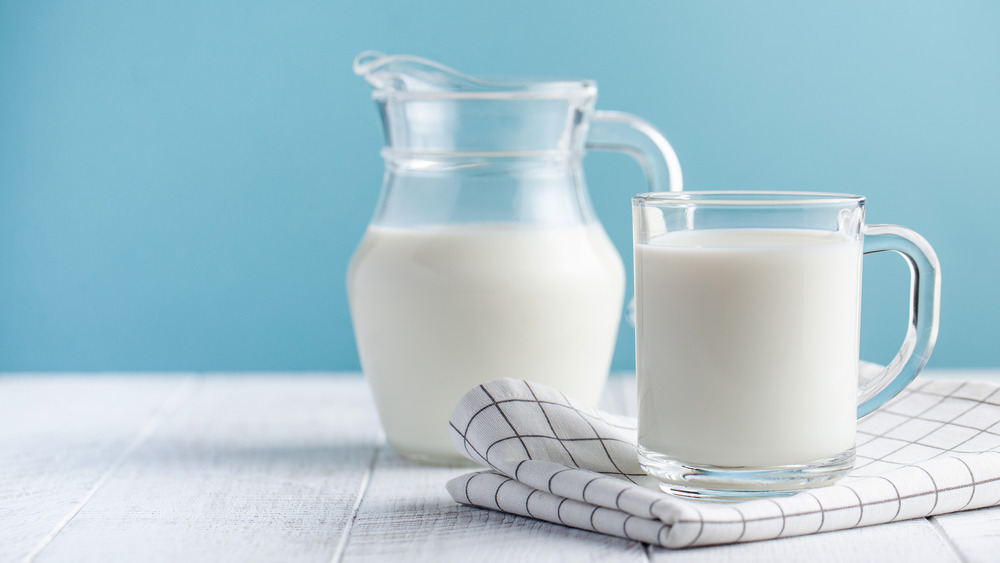 milk and glass