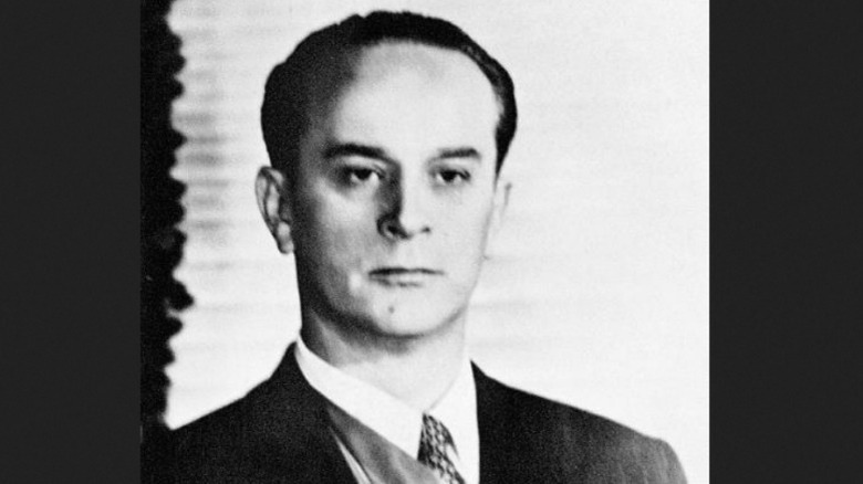 Juan Jacobo Árbenz Guzmán posing